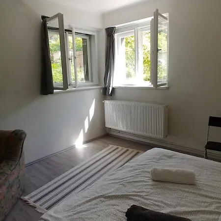Private Flat In Style House Close To Center, With Private Parking Holiday home Prague