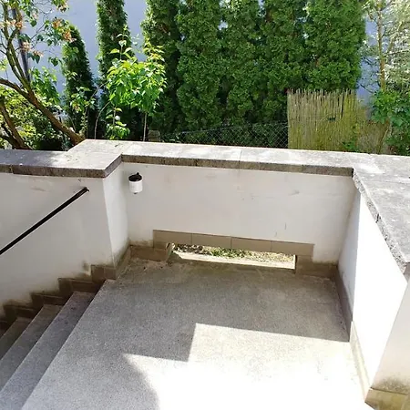 Private Flat In Style House Close To Center, With Private Parking